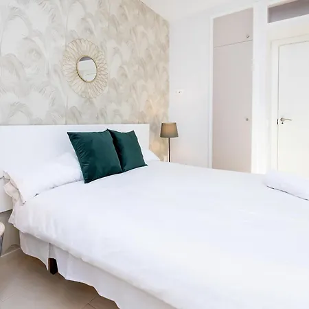 Apartamentos Juan De Padilla Málaga Buitenkant foto