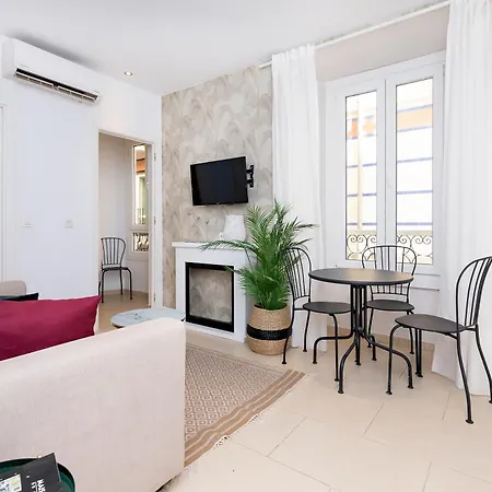 Apartamentos Juan De Padilla Málaga Buitenkant foto