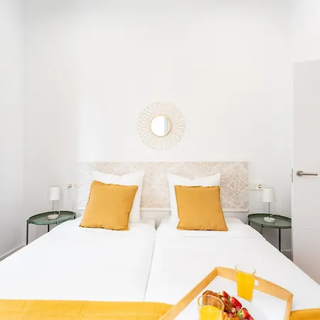 Apartamentos Juan De Padilla Málaga Buitenkant foto